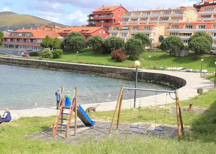 Playa De Quenxe Daire Corcubión