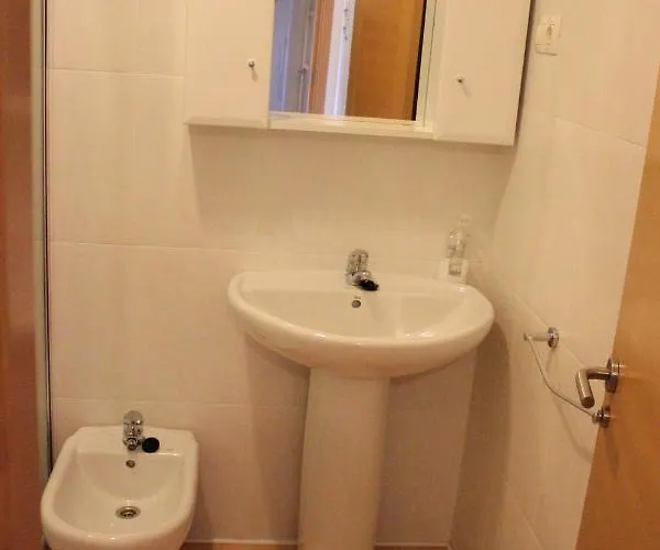 Playa De Quenxe Daire Corcubión